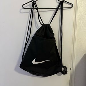 nike sling bag